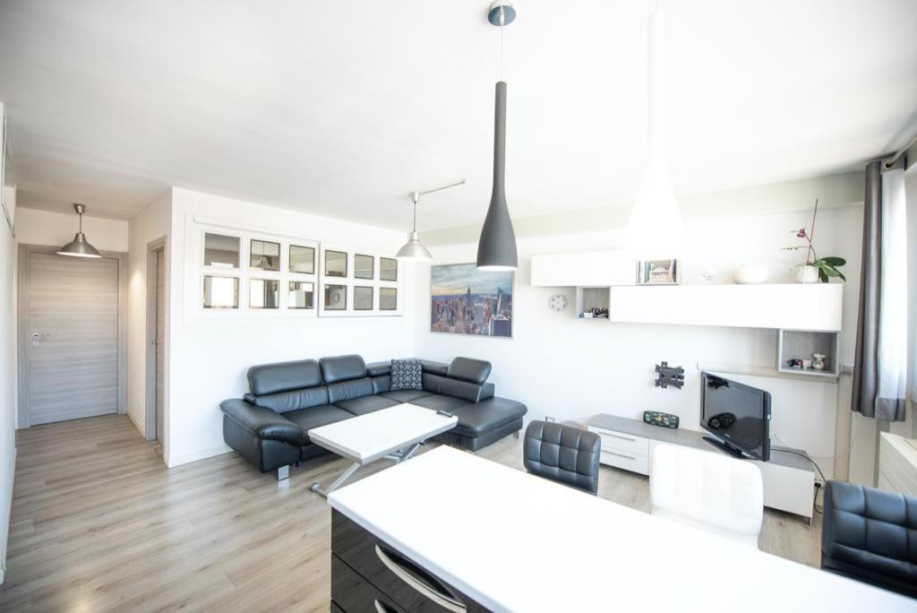 דירות אולביה Loft 51 מראה חיצוני תמונה